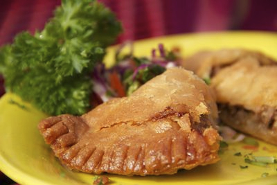 Pambiche's Empanada de Pollo