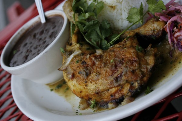 Pambiche's Pollo Criollo - Chicken Creole